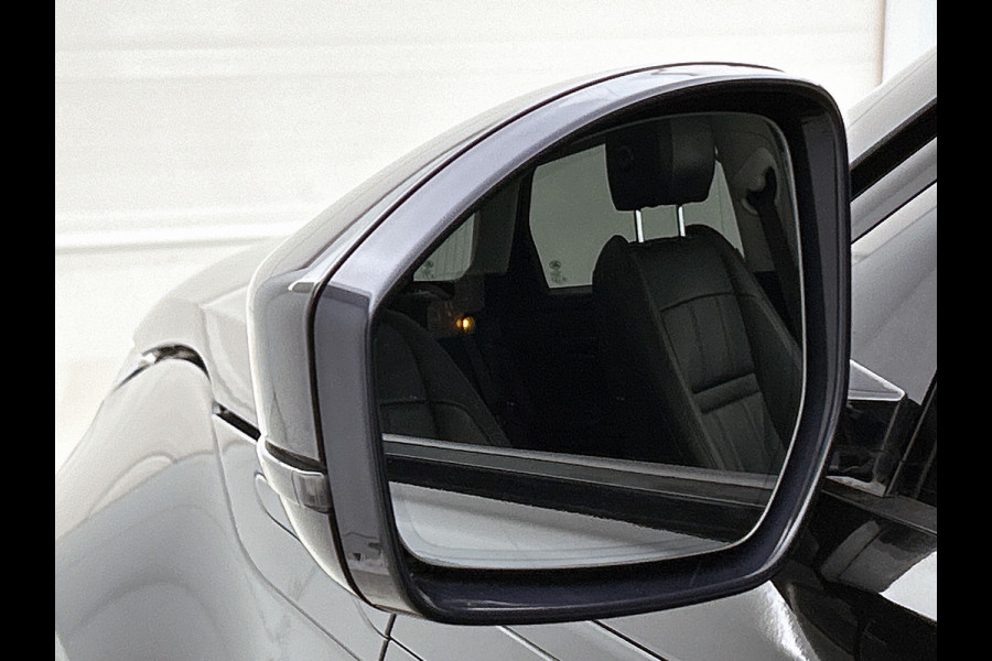 Land Rover Range Rover Evoque 2.0 P250 AWD R-Dynamic SE (Dealer OndH, Panorama, Stoel+StuurV, Camera, Navi, PDC V+A, Keyless, Etc)