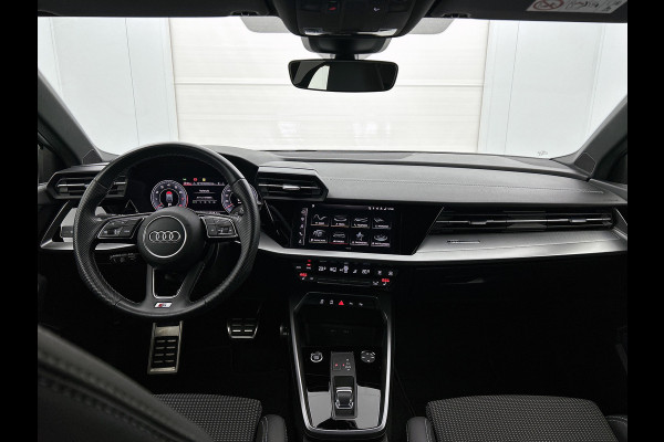 Audi A3 SPORTBACK 35 TFSI S-Line edition Plus(Goed OndH, Navi, Carplay, StoelV, PDC, Digitale Tellers, Cruise Con, Etc)