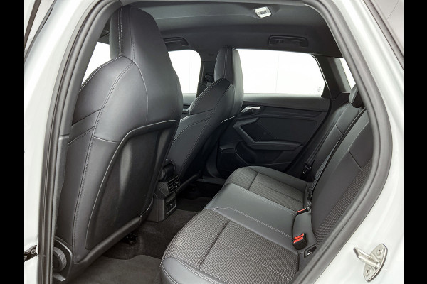 Audi A3 SPORTBACK 35 TFSI S-Line edition Plus(Goed OndH, Navi, Carplay, StoelV, PDC, Digitale Tellers, Cruise Con, Etc)