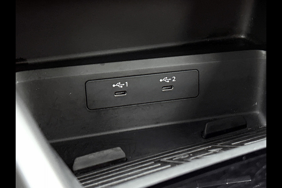 Audi A3 SPORTBACK 35 TFSI S-Line edition Plus(Goed OndH, Navi, Carplay, StoelV, PDC, Digitale Tellers, Cruise Con, Etc)