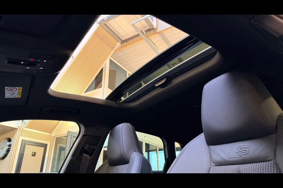 Audi S3 Sportback GERESERVEERD 2.0 TFSI S3 quattro Edition One Panoramadak/Sfeerverlichting/Carplay/ACC/Stoelverwarming/