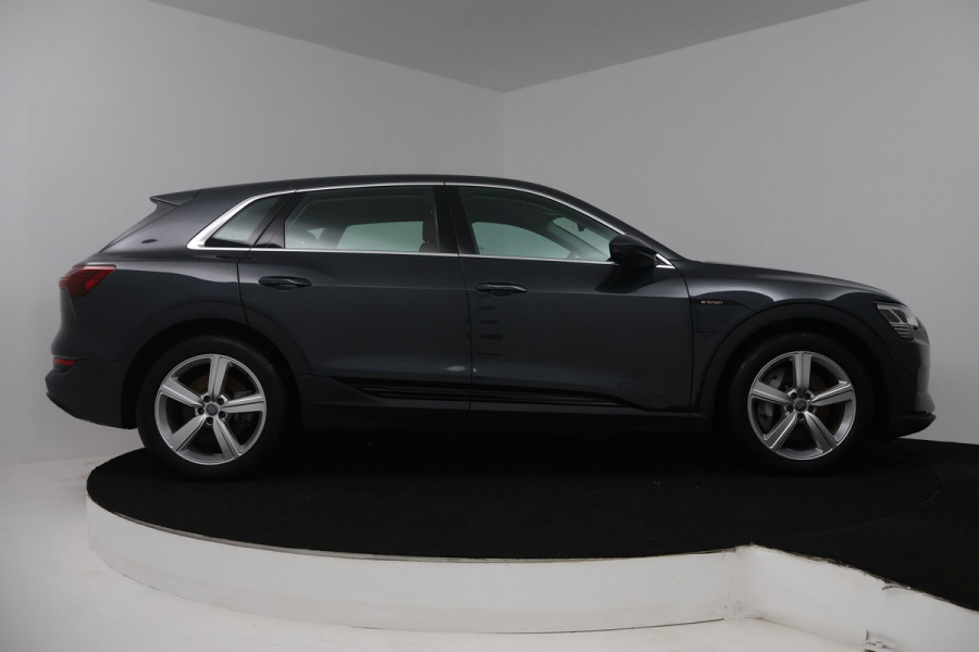Audi e-tron E-tron 55 quattro 95 kWh