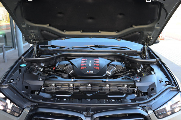 BMW X5M Competition **Skylounge/Massage/Bowers&Wilkons/Carbon/Full PPF**