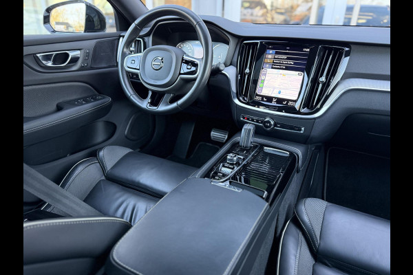 Volvo V60 2.0 T8 Recharge 390PK AWD R-Design |Pano|H/K|360CAM|AutoPilot|Trekhaak