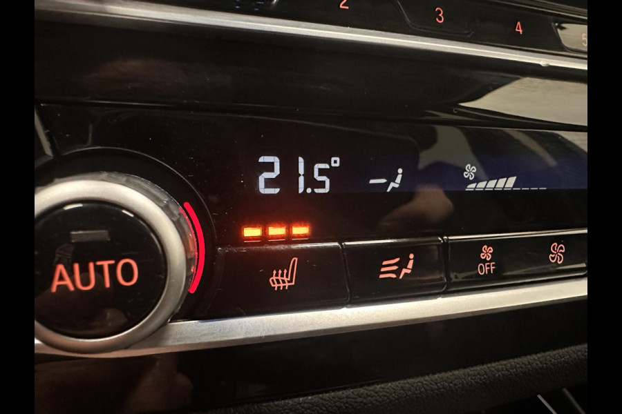 BMW X3 xDrive30e X-Line 292pk Aut. Airco ECC Navi PDC VA + Camera Full LED 19" LM Velgen Elektrische Sportstoelen+Memory Privacy Glass