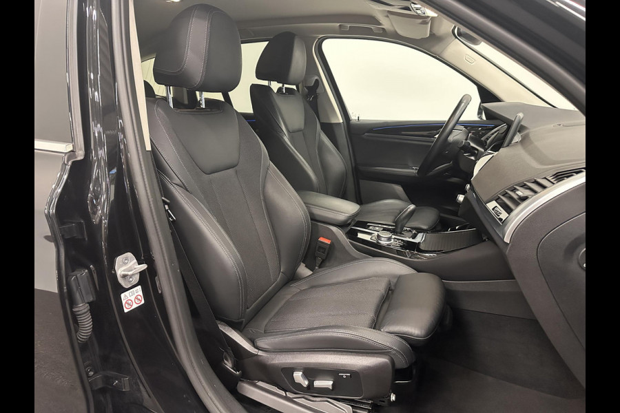BMW X3 xDrive30e X-Line 292pk Aut. Airco ECC Navi PDC VA + Camera Full LED 19" LM Velgen Elektrische Sportstoelen+Memory Privacy Glass