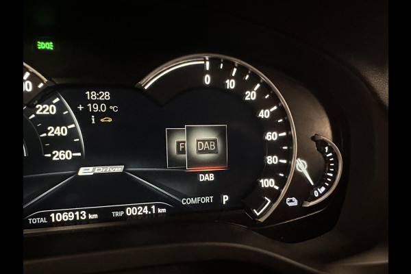BMW X3 xDrive30e X-Line 292pk Aut. Airco ECC Navi PDC VA + Camera Full LED 19" LM Velgen Elektrische Sportstoelen+Memory Privacy Glass