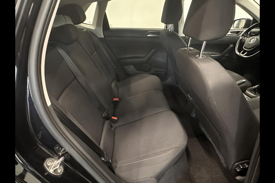 Volkswagen Polo 1.0 TSI Comfortline Airco Navi Carplay Adaptive Cruise Control Armsteun Privacy Glass