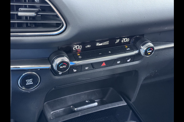 Mazda CX-30 2.0I 187PK Automaat e-Hybrid Luxury Leder Bose®-Audio Adap.Cruise Apple Carplay/Android Auto Navi Ecc Camera Head-Up Display Sky Pdc Elek.Stoel Stoel+Stuurverwarming Elek.Achterklep Dodehoek detector Rijstrooksensor 1e Eigenaar Origineel Nederlandse Auto Zeer compleet!