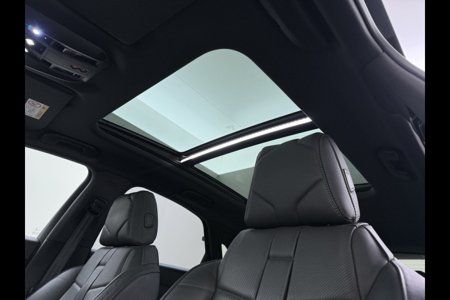 DS 7 Crossback Hybrid 300 4x4 Night Vision Lederen Massagestoelen PanoramaSchuifdak Adap.Cruise FOCAL Electra® Trekhaak Memory 360°Camera Apple Active Scan Suspension Elek.Stoelen+Verwarmd Elek.Achterklep Lane Assist Voorruitverwarming Led Lmv Dodehoek+Grootlicht Assist AWD 1e Eigenaar Origineel Nederlandse Auto Zeer compleet!