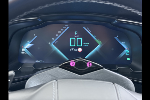 DS 7 Crossback Hybrid 300 4x4 Night Vision Lederen Massagestoelen PanoramaSchuifdak Adap.Cruise FOCAL Electra® Trekhaak Memory 360°Camera Apple Active Scan Suspension Elek.Stoelen+Verwarmd Elek.Achterklep Lane Assist Voorruitverwarming Led Lmv Dodehoek+Grootlicht Assist AWD 1e Eigenaar Origineel Nederlandse Auto Zeer compleet!