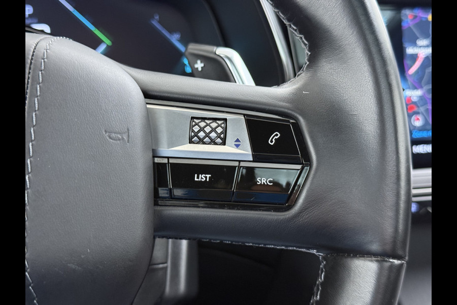 DS 7 Crossback Hybrid 300 4x4 Night Vision Lederen Massagestoelen PanoramaSchuifdak Adap.Cruise FOCAL Electra® Trekhaak Memory 360°Camera Apple Active Scan Suspension Elek.Stoelen+Verwarmd Elek.Achterklep Lane Assist Voorruitverwarming Led Lmv Dodehoek+Grootlicht Assist AWD 1e Eigenaar Origineel Nederlandse Auto Zeer compleet!