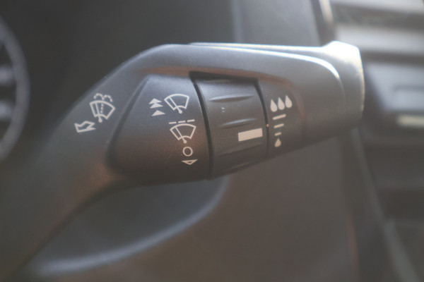 Ford Transit 2.0 TDci L4 H3 Trend Airco 270gr Achterdeuren