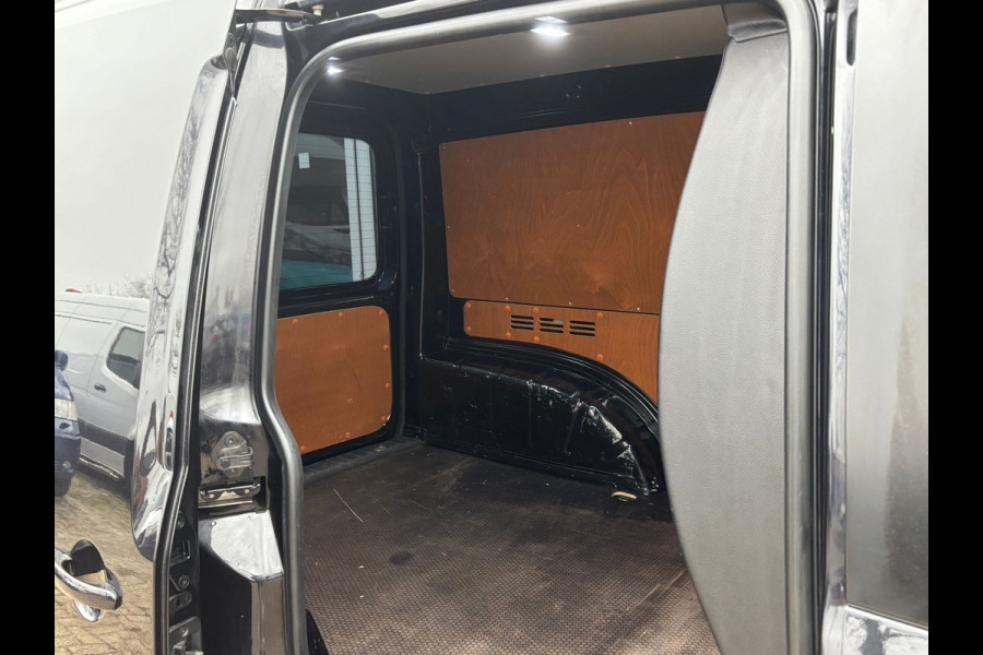 Volkswagen Caddy 2.0 TDI L1H1 BMT C-Edition | Xenon | Automaat |Stoelverwarming | Adaptieve Cruise