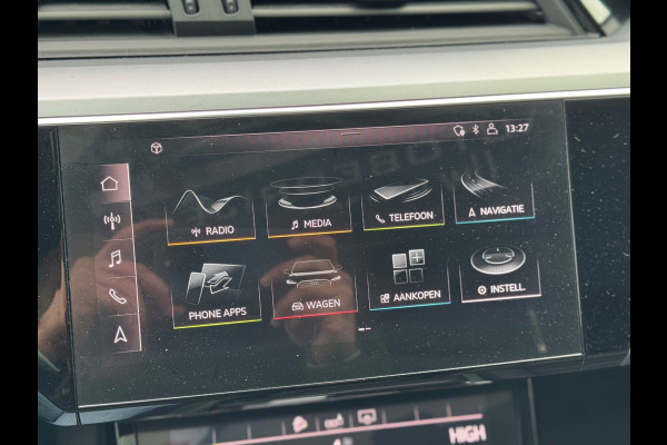 Audi e-tron E-tron 50 quattro Launch edition plus 71 kWh NAP