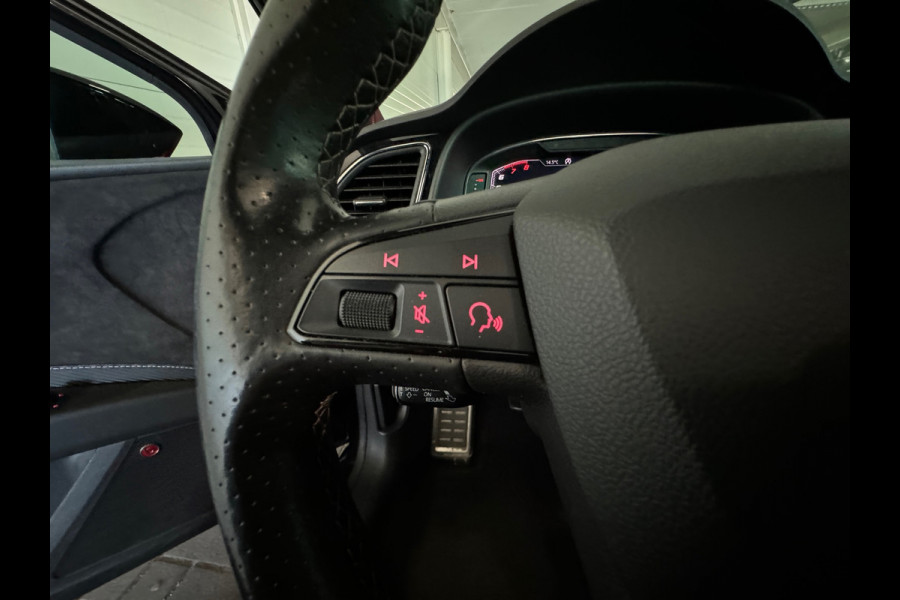Seat Leon ST 2.0 TSI 4DRIVE CUPRA Pano|Beats|DCC|Sfeer|Camera