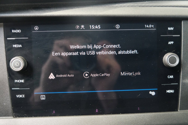 Volkswagen Transporter 2.0 TDI L2H1 28 > Schade <