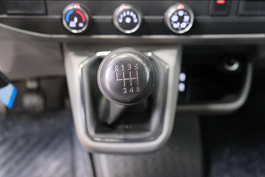 Volkswagen Transporter 2.0 TDI L2H1 28 > Schade <