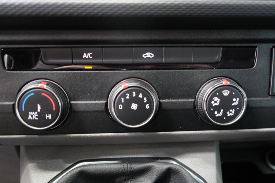 Volkswagen Transporter 2.0 TDI L2H1 28 > Schade <