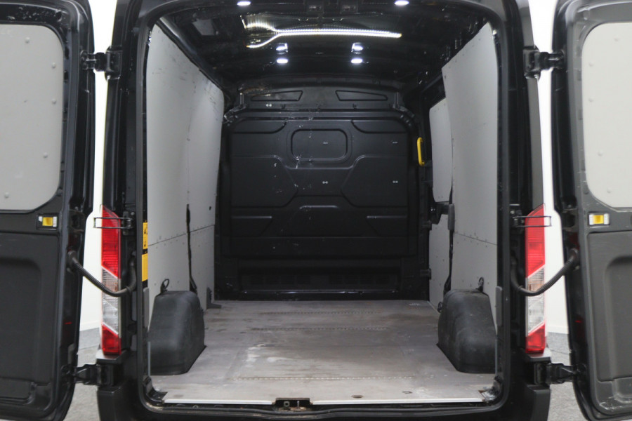 Ford Transit 350 2.0 TDCI L3H2 3-zits, Airco, Apple Carplay, Camera, Cruise, Leder, PDC, Rijstrooksensor