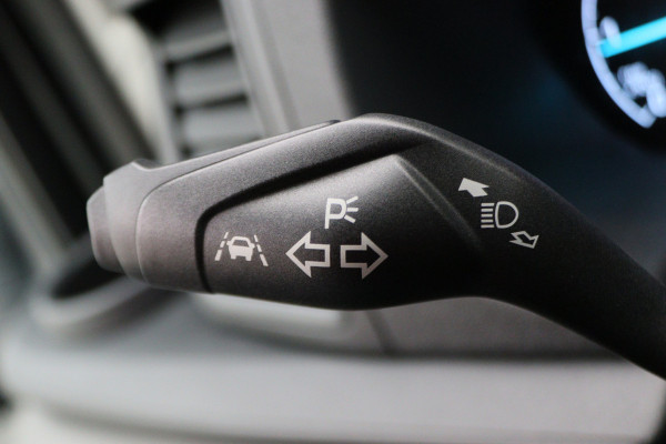 Ford Transit 350 2.0 TDCI L3H2 3-zits, Airco, Apple Carplay, Camera, Cruise, Leder, PDC, Rijstrooksensor