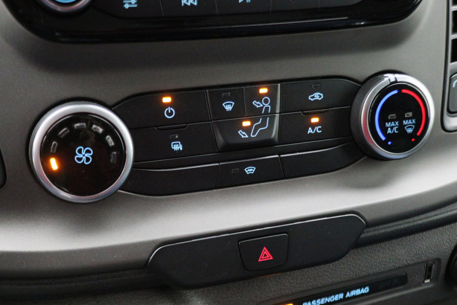 Ford Transit 350 2.0 TDCI L3H2 3-zits, Airco, Apple Carplay, Camera, Cruise, Leder, PDC, Rijstrooksensor