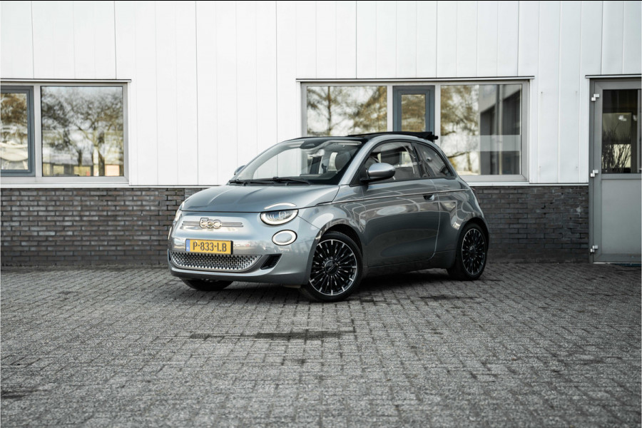 Fiat 500C Icon 42 kWh | 17"LMV | Camera | Chrome pakket