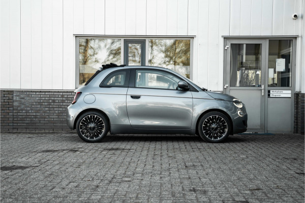 Fiat 500C Icon 42 kWh | 17"LMV | Camera | Chrome pakket