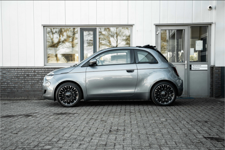 Fiat 500C Icon 42 kWh | 17"LMV | Camera | Chrome pakket