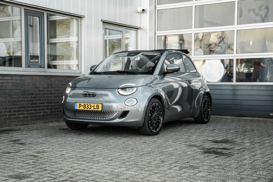 Fiat 500C Icon 42 kWh | 17"LMV | Camera | Chrome pakket