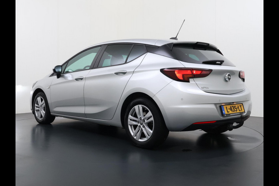 Opel Astra 1.4 Launch Elegance VAN € 18.900 ,- VOOR € 15.877,- UW LENTEVOORDEEL € 3.023,-! | AUTOMAAT | AGR STOELEN | CAMERA | STOEL- & STUURWIELVERWARMING | NAVIGATIE | GOED ONDERHOUDEN | AFNEEMBARE TREKHAAK | INCL. 12 MND BOVAG GARANTIE