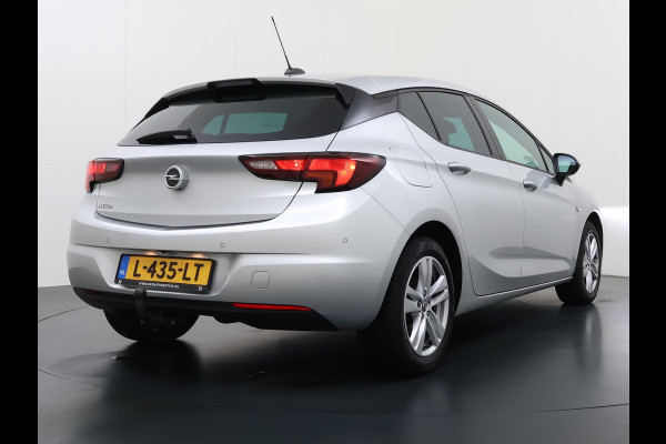 Opel Astra 1.4 Launch Elegance VAN € 18.900 ,- VOOR € 15.877,- UW LENTEVOORDEEL € 3.023,-! | AUTOMAAT | AGR STOELEN | CAMERA | STOEL- & STUURWIELVERWARMING | NAVIGATIE | GOED ONDERHOUDEN | AFNEEMBARE TREKHAAK | INCL. 12 MND BOVAG GARANTIE