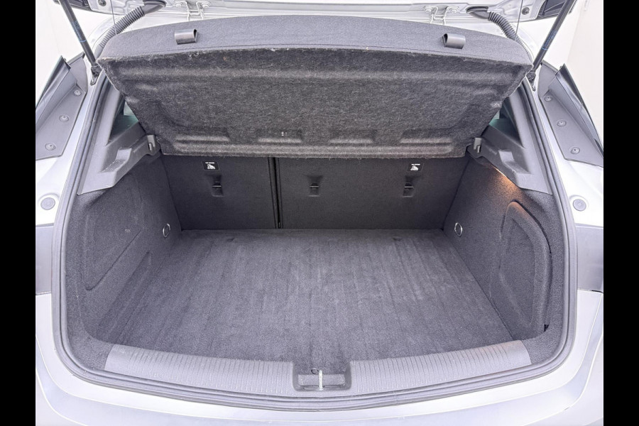 Opel Astra 1.4 Launch Elegance VAN € 18.900 ,- VOOR € 15.877,- UW LENTEVOORDEEL € 3.023,-! | AUTOMAAT | AGR STOELEN | CAMERA | STOEL- & STUURWIELVERWARMING | NAVIGATIE | GOED ONDERHOUDEN | AFNEEMBARE TREKHAAK | INCL. 12 MND BOVAG GARANTIE