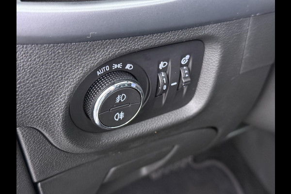 Opel Astra 1.4 Launch Elegance VAN € 18.900 ,- VOOR € 15.877,- UW LENTEVOORDEEL € 3.023,-! | AUTOMAAT | AGR STOELEN | CAMERA | STOEL- & STUURWIELVERWARMING | NAVIGATIE | GOED ONDERHOUDEN | AFNEEMBARE TREKHAAK | INCL. 12 MND BOVAG GARANTIE