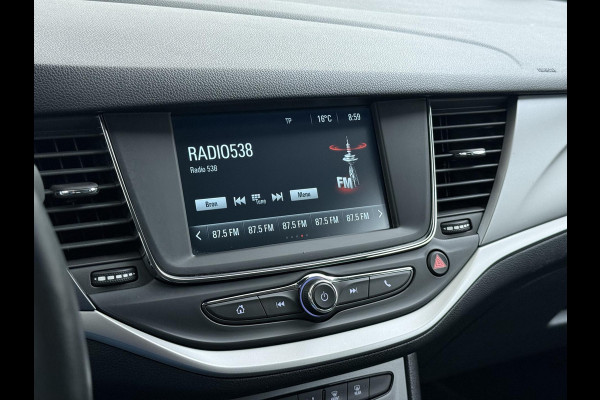 Opel Astra 1.4 Launch Elegance VAN € 18.900 ,- VOOR € 15.877,- UW LENTEVOORDEEL € 3.023,-! | AUTOMAAT | AGR STOELEN | CAMERA | STOEL- & STUURWIELVERWARMING | NAVIGATIE | GOED ONDERHOUDEN | AFNEEMBARE TREKHAAK | INCL. 12 MND BOVAG GARANTIE