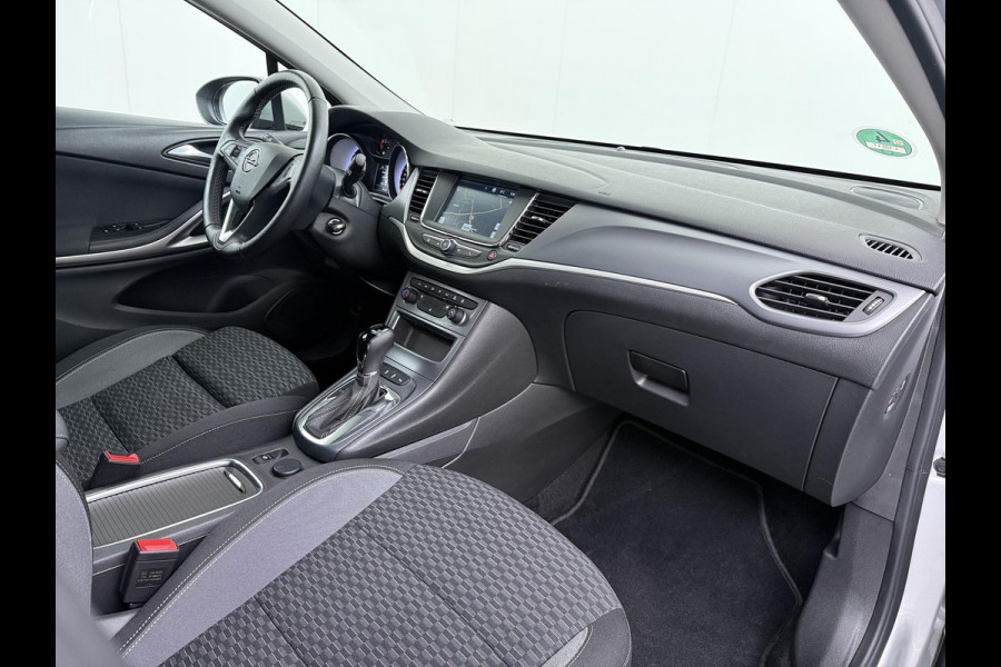 Opel Astra 1.4 Launch Elegance VAN € 18.900 ,- VOOR € 15.877,- UW LENTEVOORDEEL € 3.023,-! | AUTOMAAT | AGR STOELEN | CAMERA | STOEL- & STUURWIELVERWARMING | NAVIGATIE | GOED ONDERHOUDEN | AFNEEMBARE TREKHAAK | INCL. 12 MND BOVAG GARANTIE