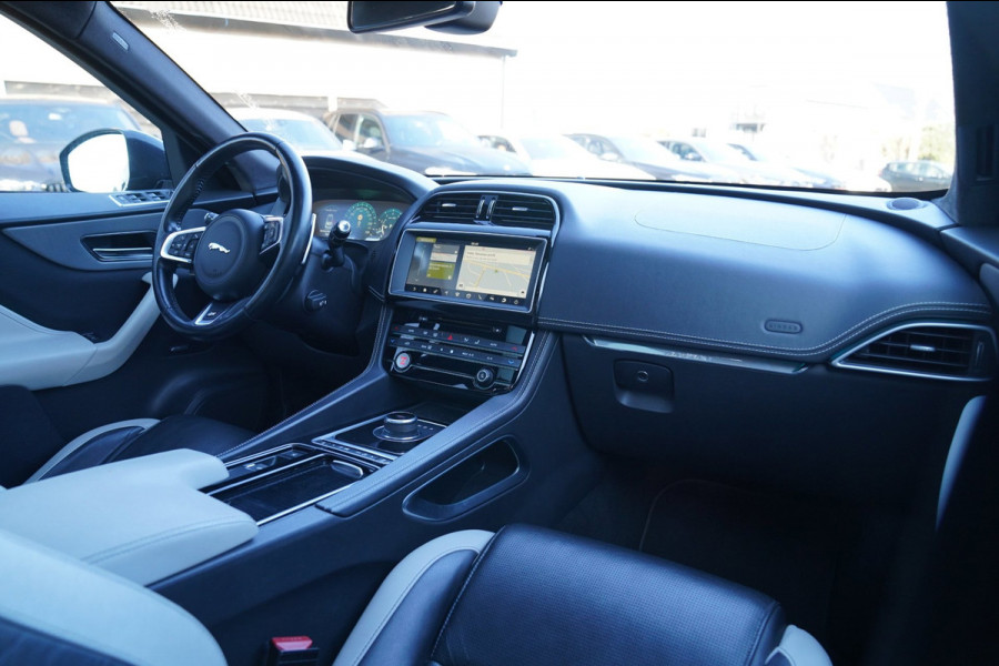 Jaguar F-Pace 3.0 S/C S AWD 35t | Panorama | Meridian | Achterbankverwarming | Carplay | Stuurwielverwarming