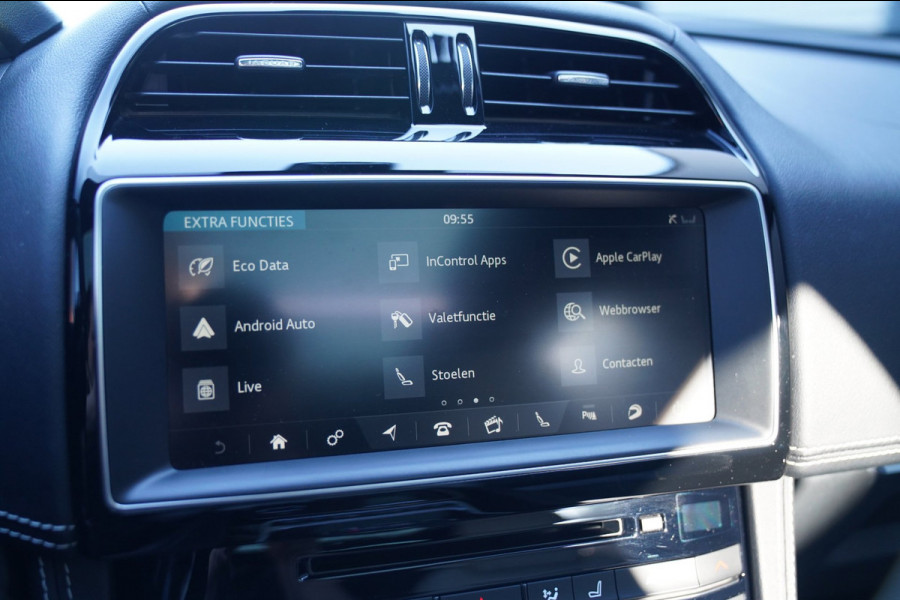 Jaguar F-Pace 3.0 S/C S AWD 35t | Panorama | Meridian | Achterbankverwarming | Carplay | Stuurwielverwarming