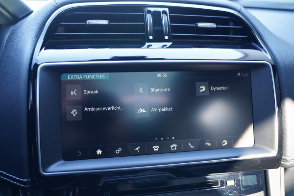 Jaguar F-Pace 3.0 S/C S AWD 35t | Panorama | Meridian | Achterbankverwarming | Carplay | Stuurwielverwarming