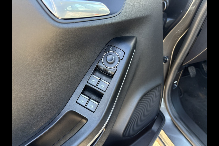 Ford Puma 1.0 EcoBoost Hybride Titanium