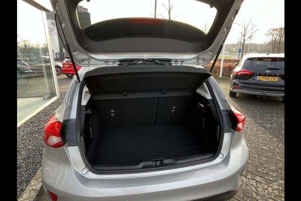 Ford Focus 1.0 EcoBoost Titanium Business 125pk/92kW 6-bak | Design Pack | Technology Pack | Driver Assistance Pack | Winter Pack | etc. etc.