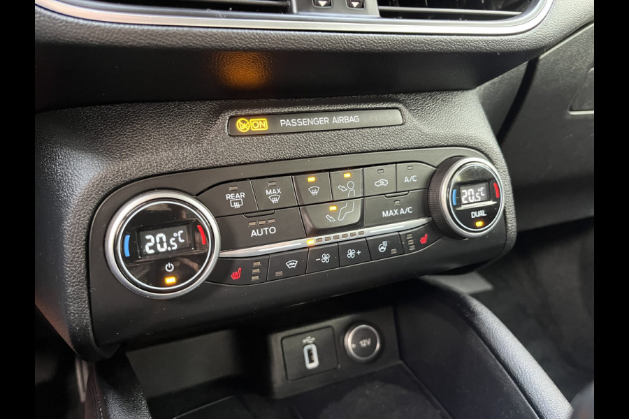 Ford Focus 1.0 EcoBoost Titanium Business 125pk/92kW 6-bak | Design Pack | Technology Pack | Driver Assistance Pack | Winter Pack | etc. etc.