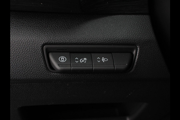 Renault Trafic 2.0 Blue dC1 150 EDC T29 L2H1 Extra Dubbele Cabine | Navigatie | Airco | Lichtmetalen velgen | Betimmering | Trekhaak | Camera | Parkeer sensoren | Dab