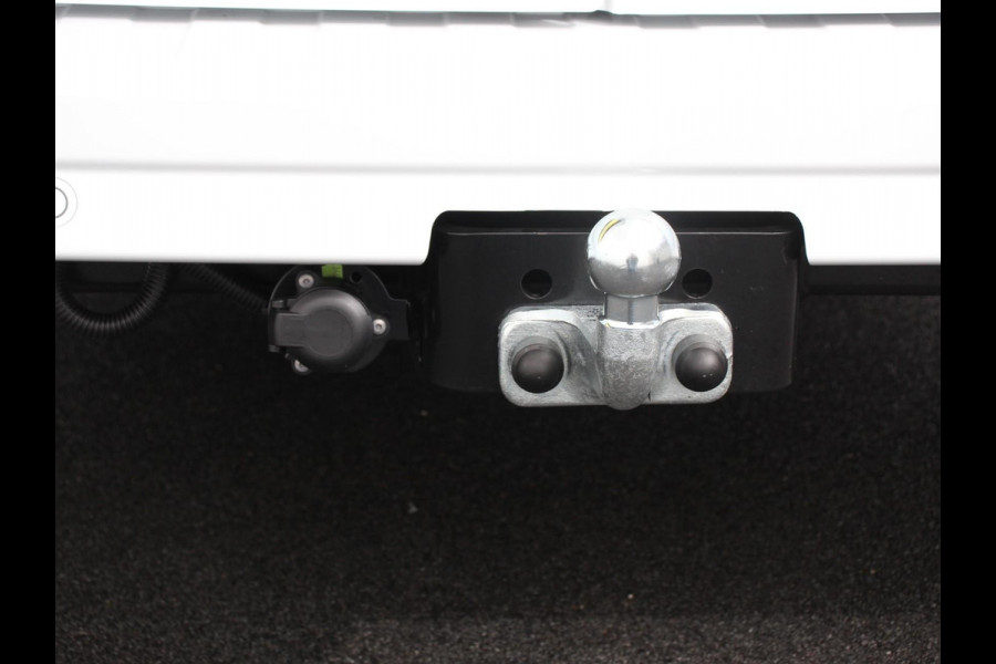 Renault Trafic 2.0 Blue dC1 150 EDC T29 L2H1 Extra Dubbele Cabine | Navigatie | Airco | Lichtmetalen velgen | Betimmering | Trekhaak | Camera | Parkeer sensoren | Dab