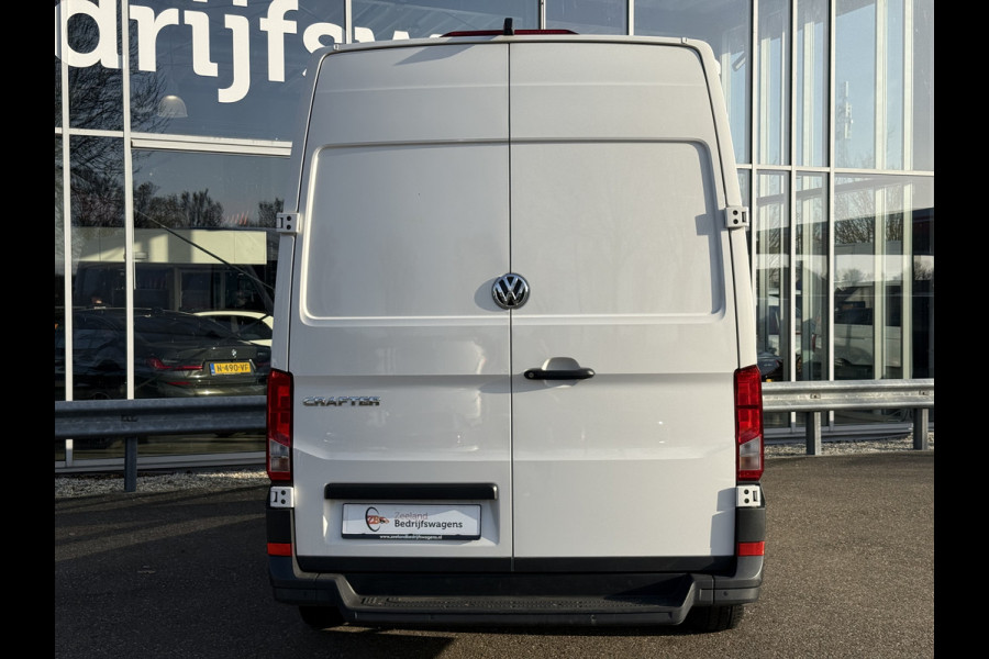 Volkswagen Crafter 35 2.0 TDI 177PK L3H3 | 1e Eig | Dealer OH | Carplay | Navi | Adapt. Cruisec. | PDC