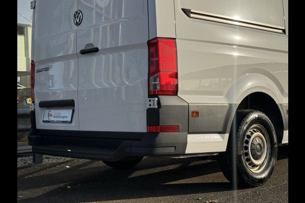 Volkswagen Crafter 35 2.0 TDI 177PK L3H3 | 1e Eig | Dealer OH | Carplay | Navi | Adapt. Cruisec. | PDC