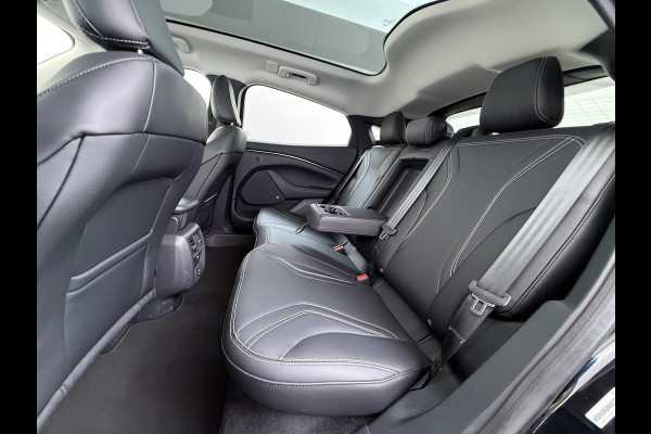 Ford Mustang Mach-E SOH 93% RWD 75kWh Technology Pack Plus Panoramadak B&O®-Audio Leder 360°Camera Navi Ecc Apple Carplay/Android Auto Elek.S Stuur+Stoelverwarming Lane Assist Led Active Driver Assist FordPass Connect™ 1e Eigenaar Origineel Nederlandse Auto