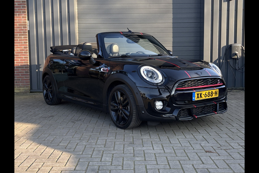 MINI Cabrio 2.0 Cooper S Chili Serious Business - JCW - Stoelverwarming - Harman & Kardon -
