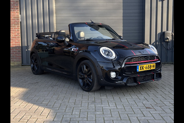 MINI Cabrio 2.0 Cooper S Chili Serious Business - JCW - Stoelverwarming - Harman & Kardon -