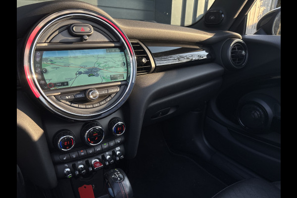 MINI Cabrio 2.0 Cooper S Chili Serious Business - JCW - Stoelverwarming - Harman & Kardon -